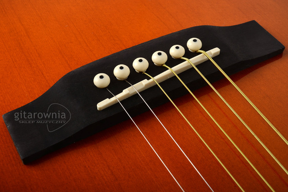 HARLEY BENTON D-120 VS gitara akustyczna