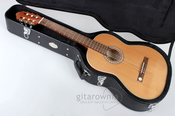F100 | futerał na gitarę klasyczną
