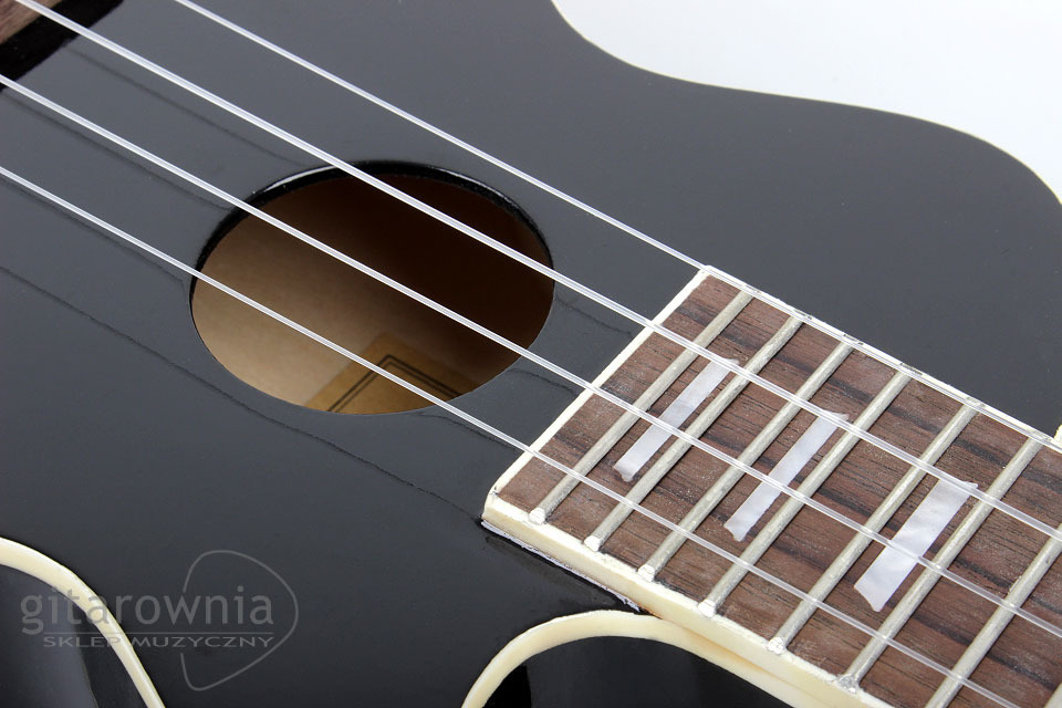 HARLEY BENTON L100 L 100 BK ukulele sopranowe